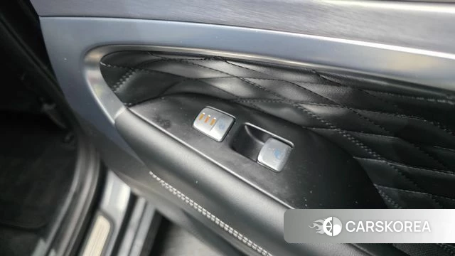 Genesis G70 id 3861760 из Кореи 9