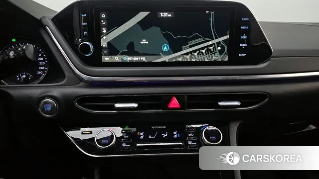 Hyundai Sonata (DN8) id 3550984 из Кореи 9