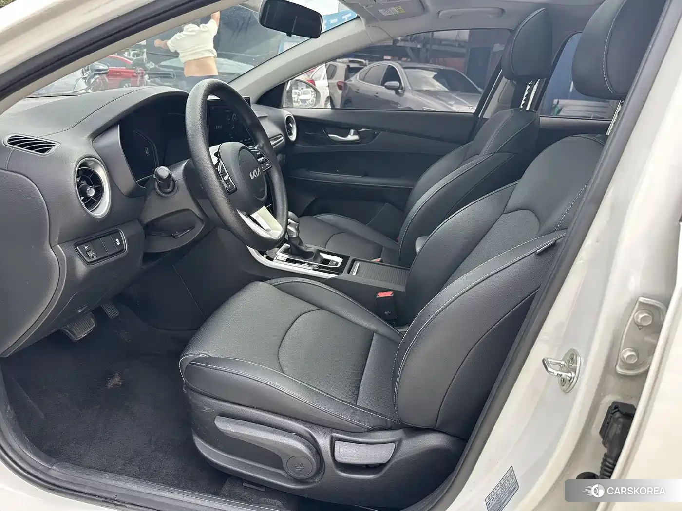 Kia K3 id 4538948 из Китая 9