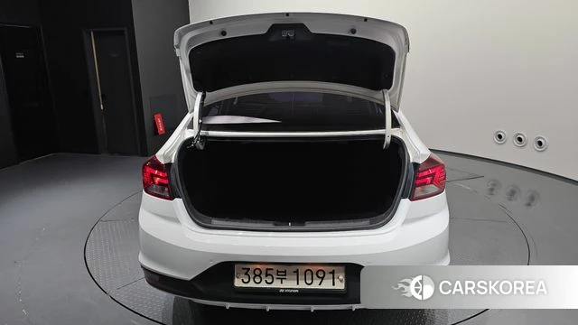 Hyundai The New Avante AD id 4397498 из Кореи 9