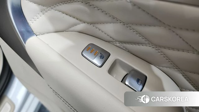 Genesis G70 id 3845435 из Кореи 9