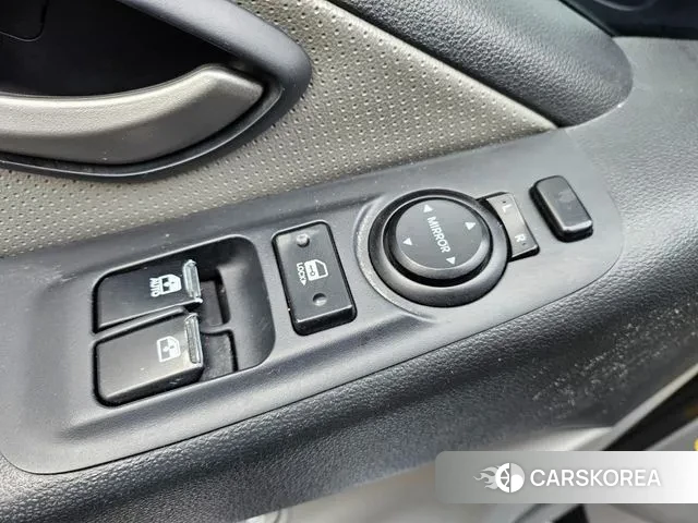 Hyundai The New Grand Starex id 3748384 из Кореи 9