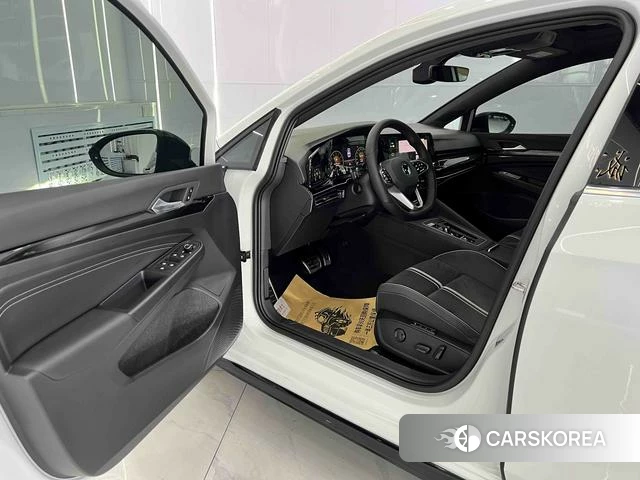 Volkswagen Golf id 4301524 из Китая 9