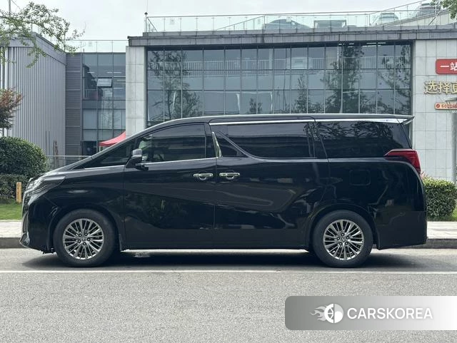 Toyota Elfa id 4374640 из Китая 9