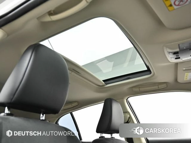 Lexus CT200h id 4626412 из Кореи 9