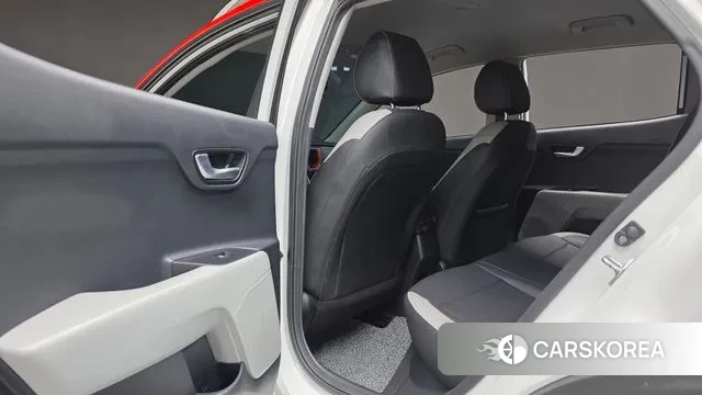 Kia Stonic id 3661883 из Кореи 9