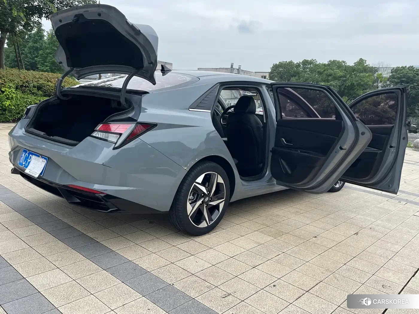 Hyundai Elantra id 4546667 из Китая 9