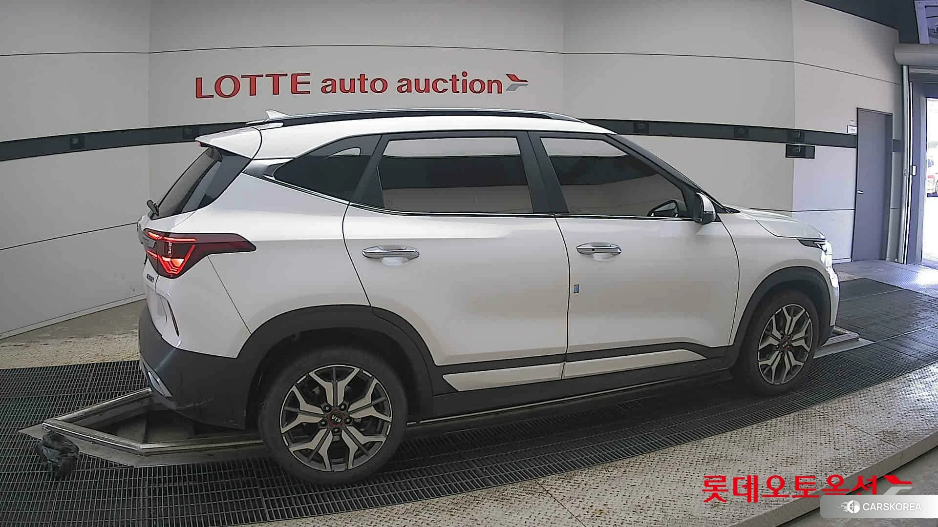 Kia Seltos id 4498420 из Кореи 9