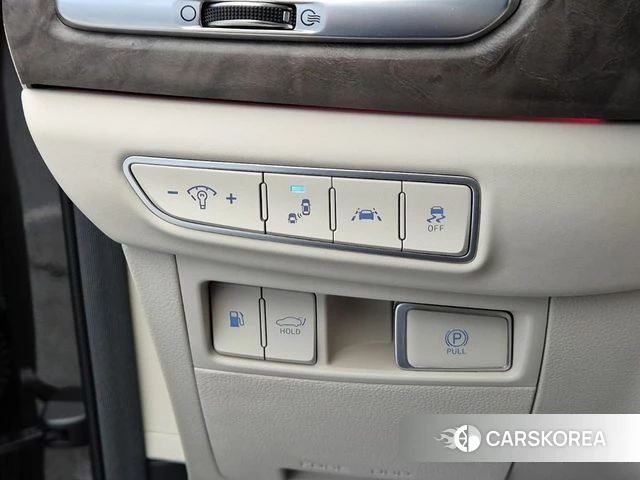 Genesis G90 id 3834466 из Кореи 9