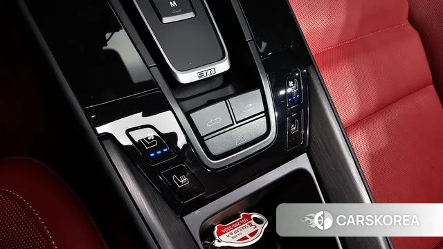 Porsche 911(992) id 3305585 из Кореи 9