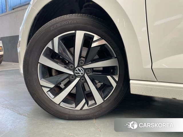 Volkswagen Polo id 4313637 из Китая 9