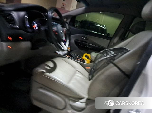 Kia The New Carnival id 4188228 из Кореи 9