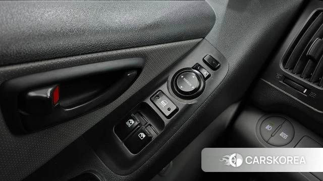 Hyundai The New Grand Starex id 3872875 из Кореи 9