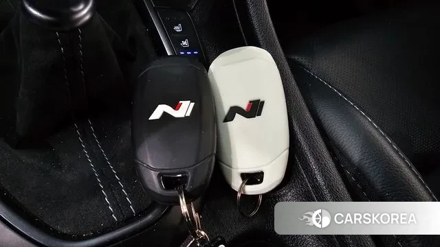 Hyundai Veloster (JS) id 3601958 из Кореи 9