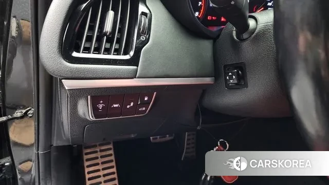 Kia Stinger id 3434105 из Кореи 9