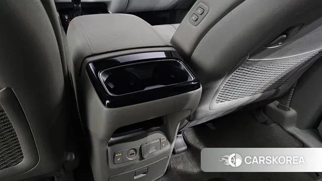 Kia The New Carnival id 3139710 из Кореи 9