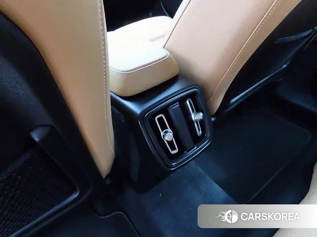 Volvo XC40 id 3044591 из Кореи 9