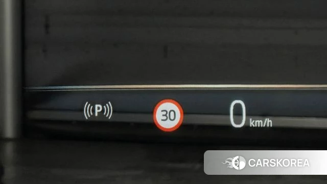 BMW 5 Series (G60) id 3891035 из Кореи 9