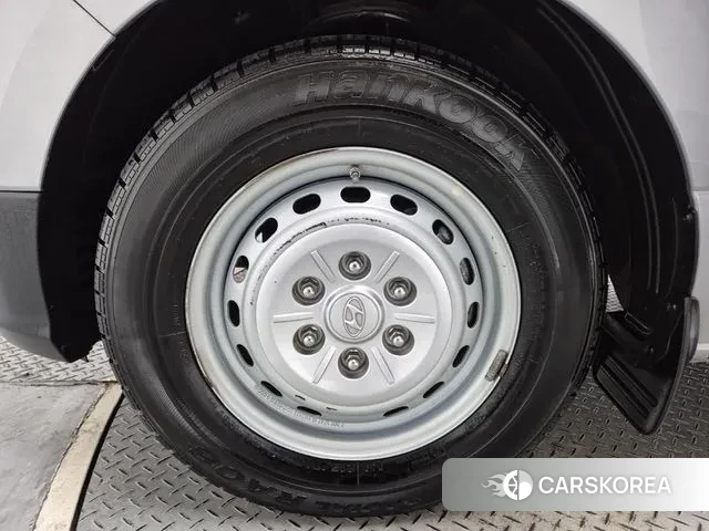 Hyundai The New Grand Starex id 3464845 из Кореи 9