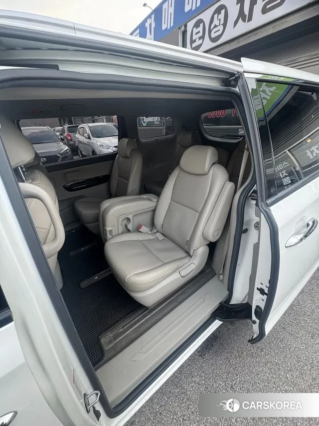 Kia The New Carnival id 3402971 из Кореи 9