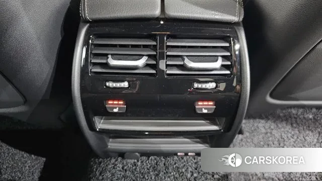 BMW 5 Series (G30) id 3043623 из Кореи 9