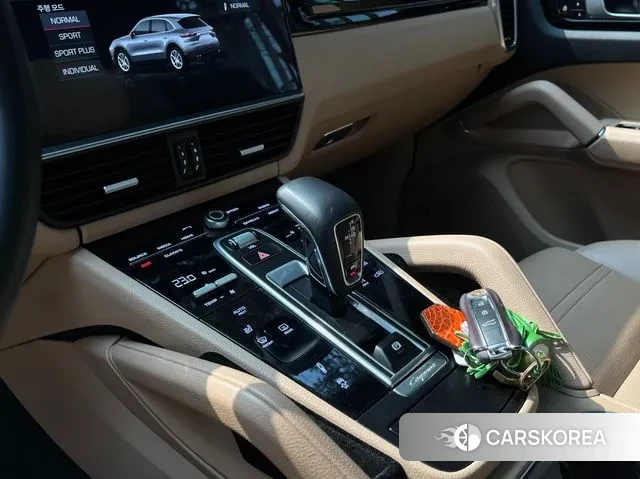 Porsche Cayenne (PO536) id 3772855 из Кореи 9