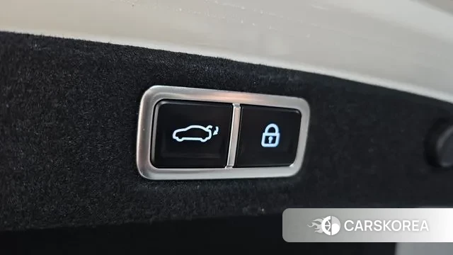 Hyundai Grandeur Hybrid (GN7) id 3502700 из Кореи 9