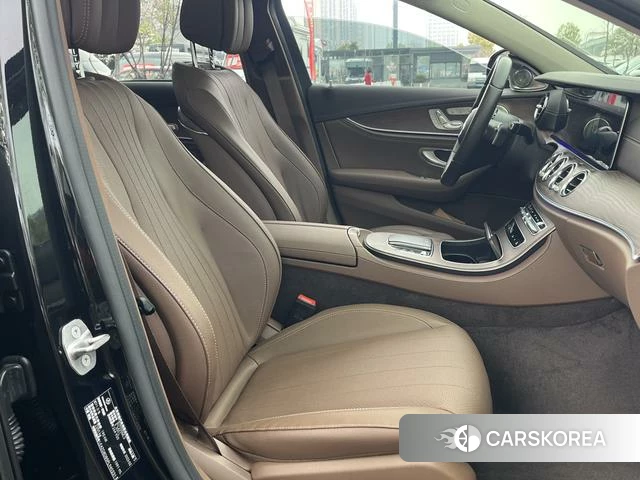 Mercedes-Benz E-class id 4301064 из Китая 9