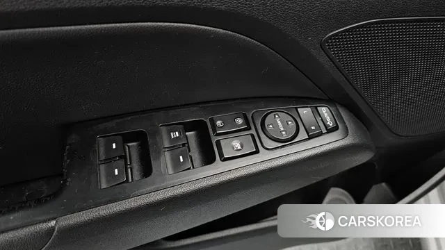 Hyundai Avante AD id 3391773 из Кореи 9