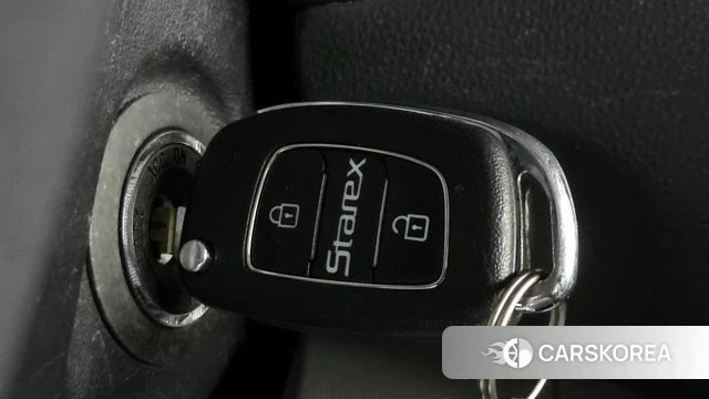 Hyundai The New Grand Starex id 3820798 из Кореи 9