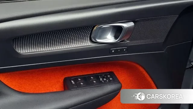 Volvo XC40 id 3622441 из Кореи 9