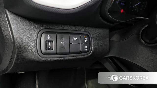 Hyundai Venue id 3923999 из Кореи 9