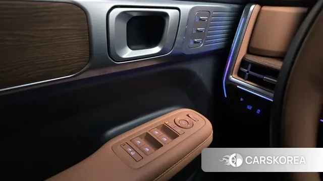 Hyundai Santa Fe (MX5) id 3316598 из Кореи 9