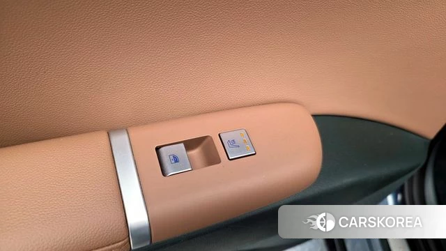 Hyundai Grandeur (GN7) id 3870231 из Кореи 9