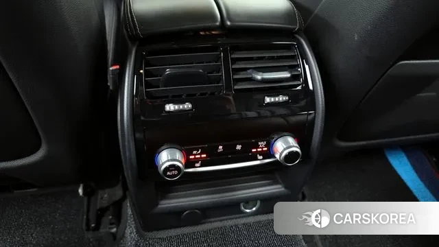 BMW 5 Series (G30) id 3469944 из Кореи 9