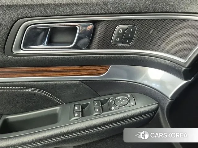 Ford Explorer id 3368589 из Кореи 9