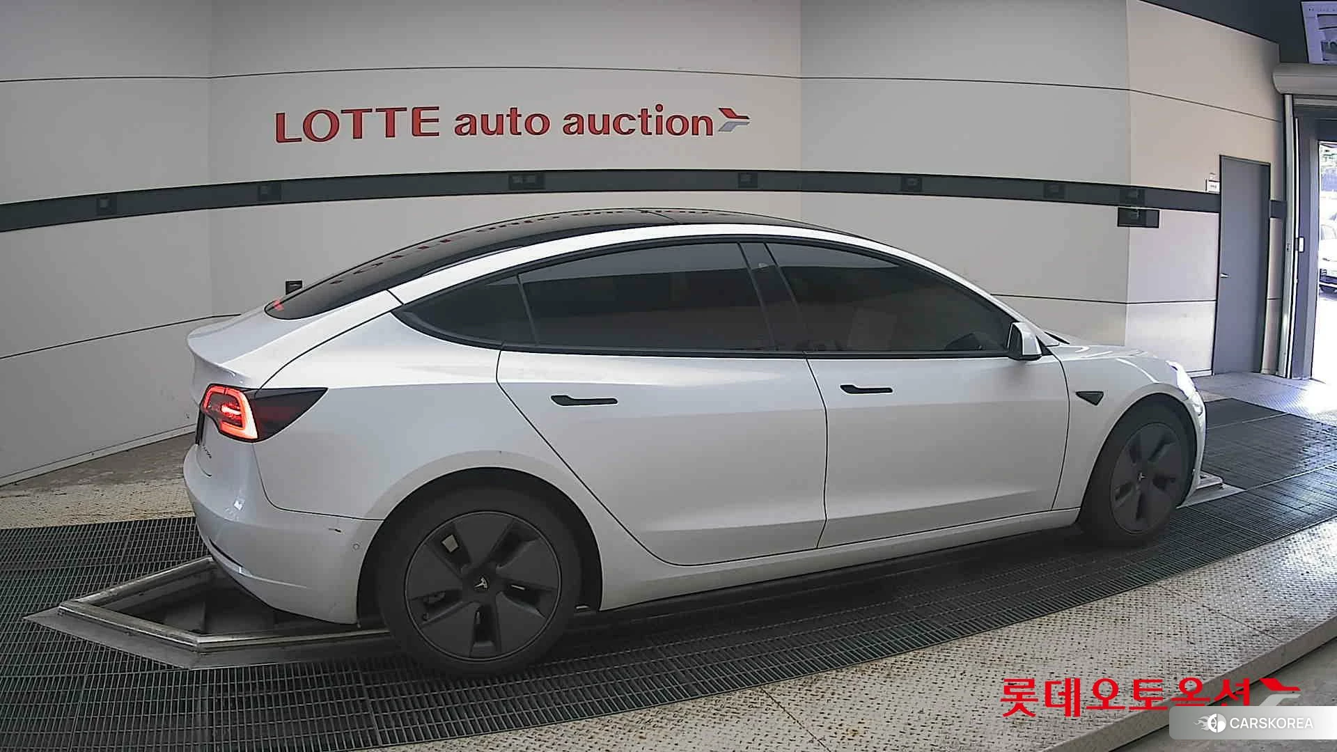 Tesla Model 3 Long Range id 4902615 из Кореи 9