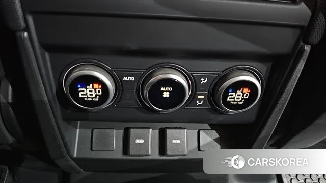 Land Rover Defender (L663) id 3447265 из Кореи 9