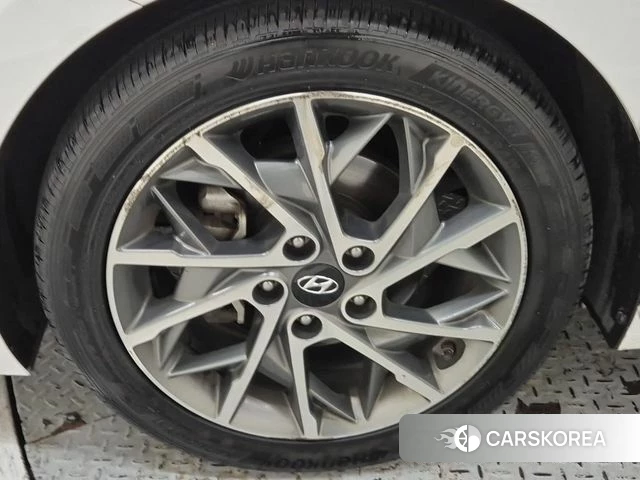 Hyundai The New Avante AD id 3856575 из Кореи 9