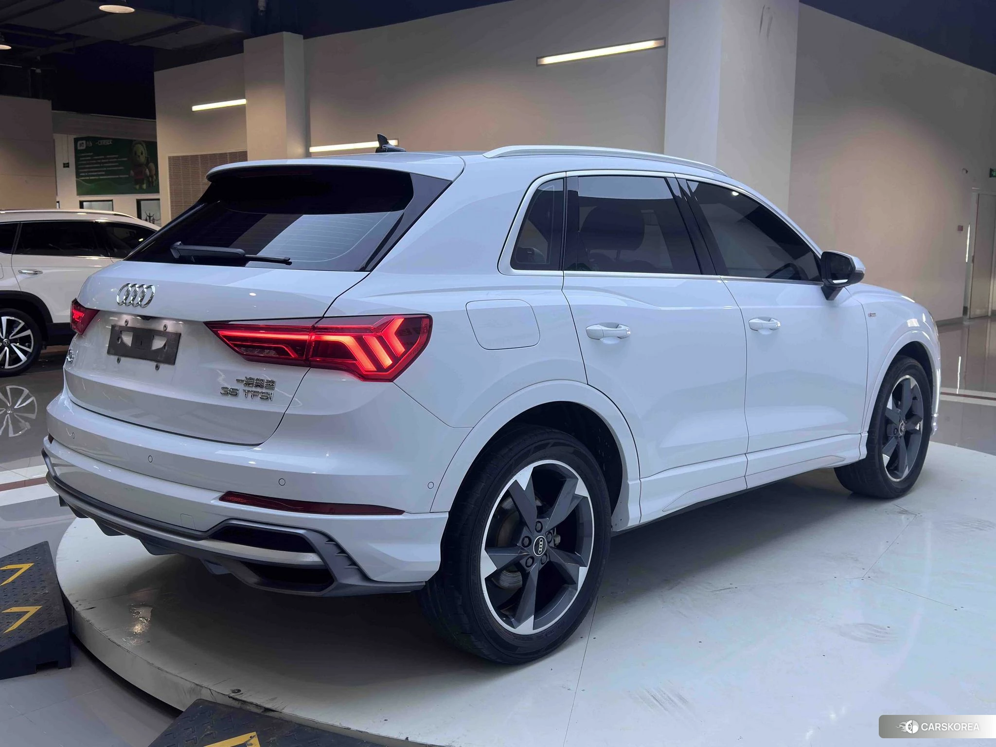 Audi Q3 id 4510303 из Китая 9