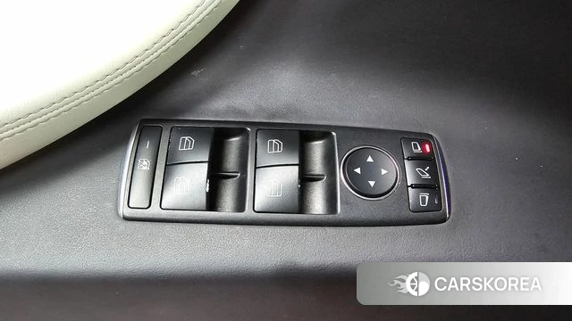 Tesla Model X id 4684241 из Кореи 9