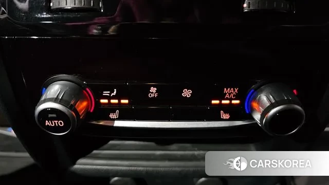 BMW 5 Series (G30) id 3344824 из Кореи 9