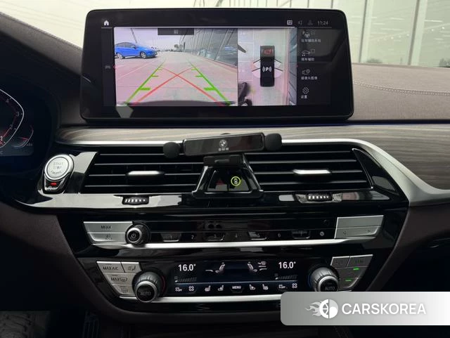 BMW 5 series id 4260975 из Китая 9