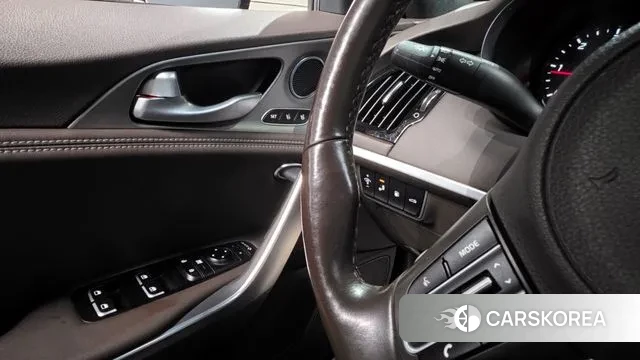 Kia Stinger id 3055549 из Кореи 9