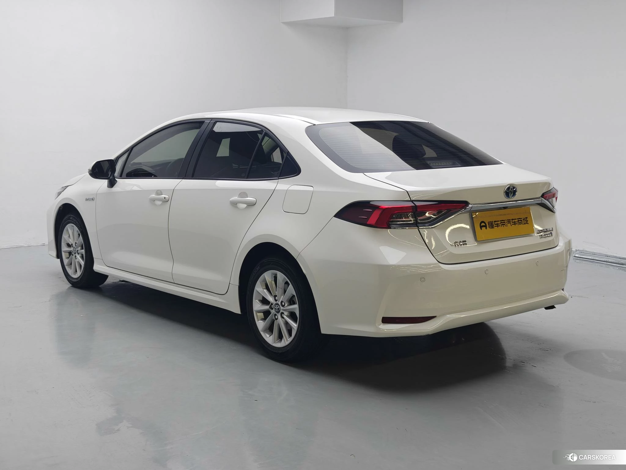 Toyota Corolla id 4479713 из Китая 9