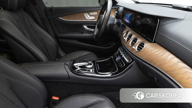 Mercedes-Benz E-Class W213 id 4712823 из Кореи 9