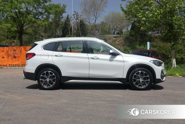 BMW X1 id 4367394 из Китая 9