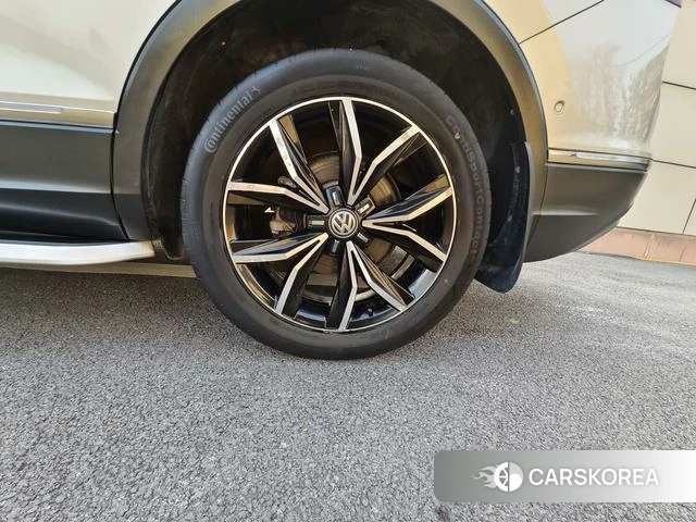 Volkswagen Tiguan L id 4239059 из Китая 9
