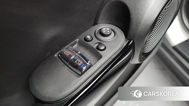 Mini Cooper Electric id 3615668 из Кореи 9