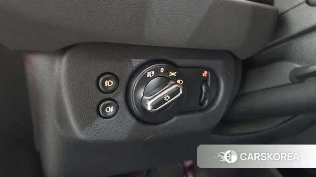 Mini Cooper Clubman id 3681166 из Кореи 9